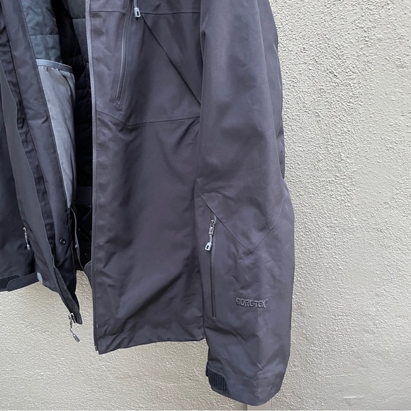 Patagonia men’s insulated size small snow jacket with snow bib - Picture 13 of 16